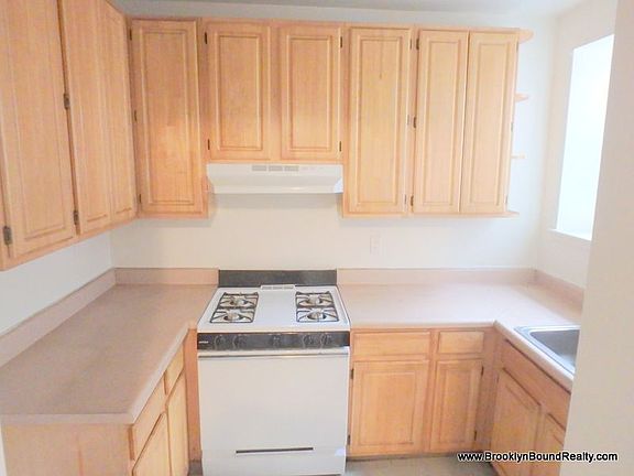 2nd image of 584 E 167th St APT 1A