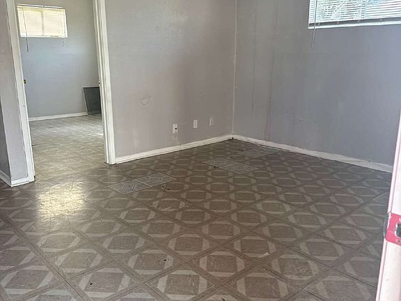 3rd image of 347 Ware Blvd APT 1