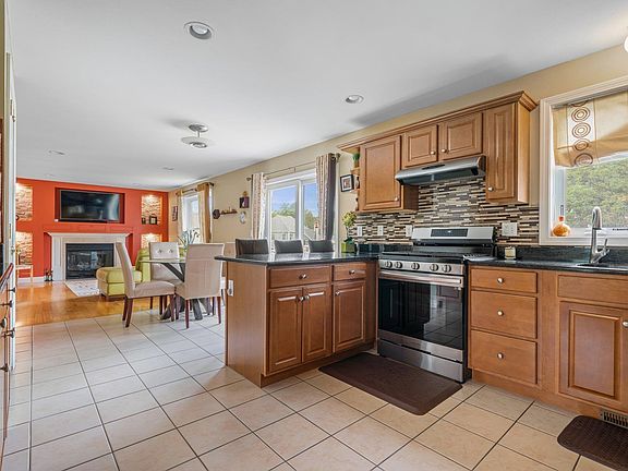 5th image of 79 Cherrywood Drive