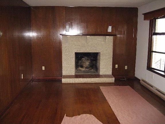 2nd image of 98 Maryland Ave