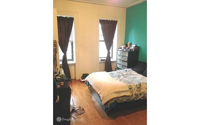 Rented by Douglas Elliman | media 15