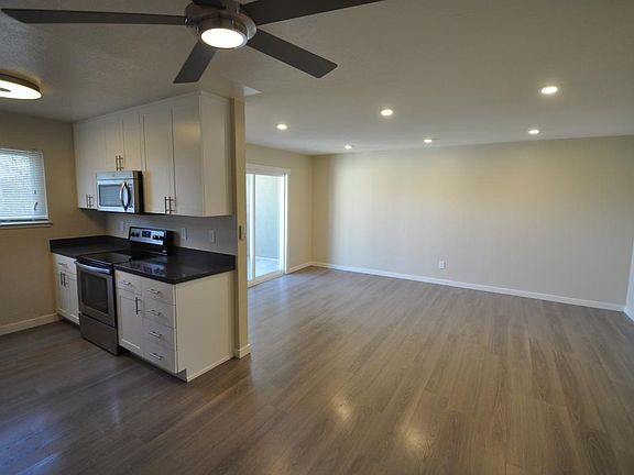 3rd image of 471 Acalanes Dr APT 30