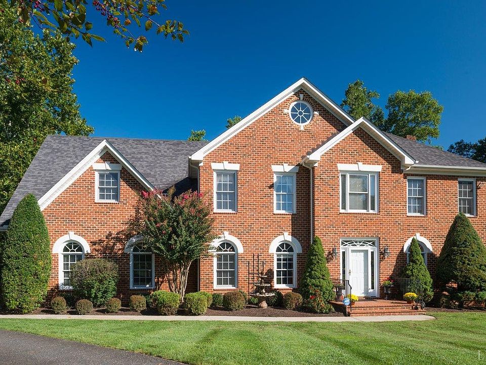 1st image of 120 Lambeth Ct