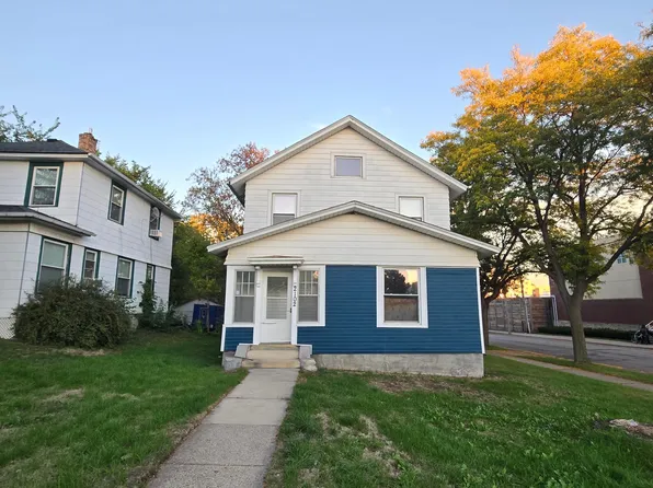 2102 Lyndale Ave N, Minneapolis, MN 55411