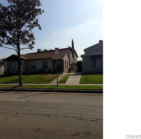 1st image of 6610 Balboa Blvd