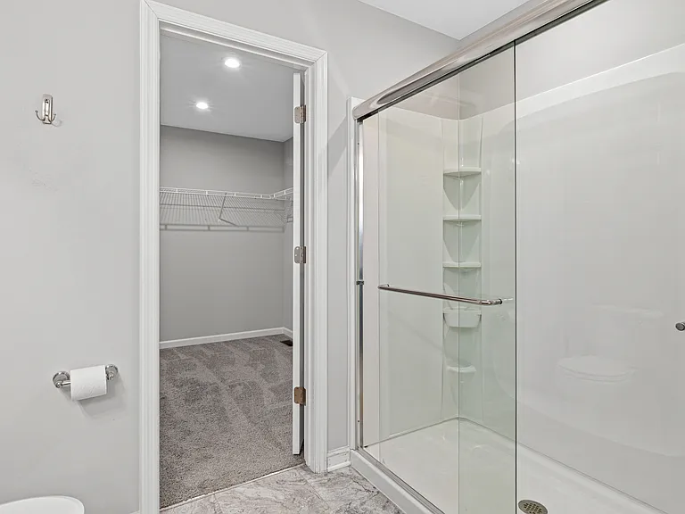 24261 Edgewater Dr — Photo 7