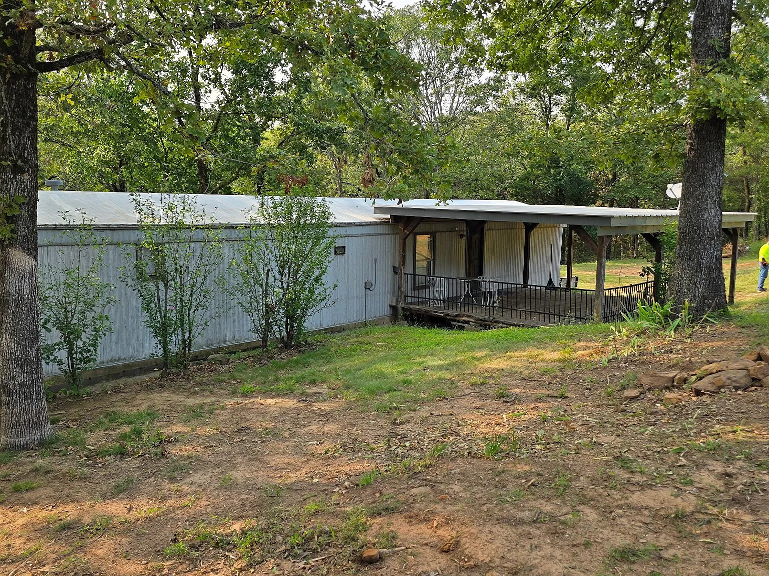 Country living yet 15 minutes to Fort Smith. — Photo 1