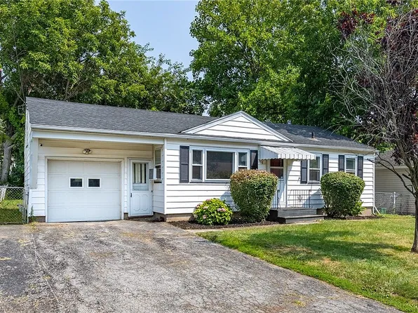 138 Clark Ave, Rochester, NY 14609