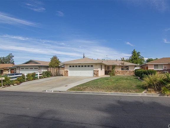 4th image of 42048 Abbott Ln