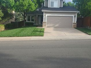 10288 Halleys Way, Littleton, CO 80125