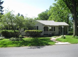 527 Country Club Rd, Camp Hill, PA 17011