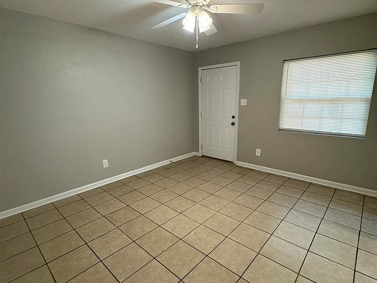 820-1 California St #1 — Photo 9