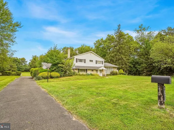 1856 Terrace Dr, Ambler, PA 19002