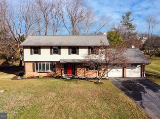 14306 Robcaste Rd, Phoenix, MD 21131