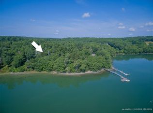 18 Thods Rd, Boothbay, ME 04537