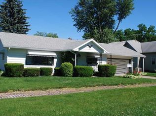 511 N 13th St, Elwood, IN 46036