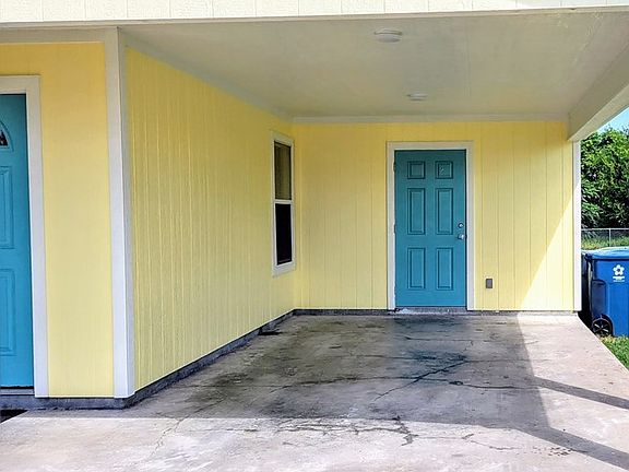 3rd image of 512 S Pearl St #B