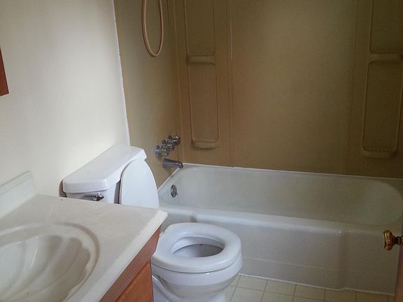 3rd image of 2048 South Ave #2