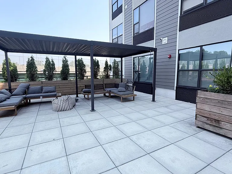 176 W 7th St #312E — Photo 14