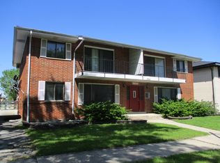 17722 Commercial Ave, Lansing, IL