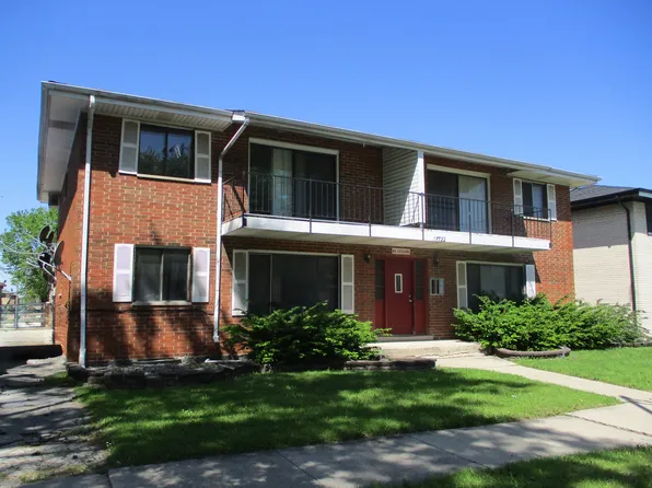 17722 Commercial Ave, Lansing, IL 60438