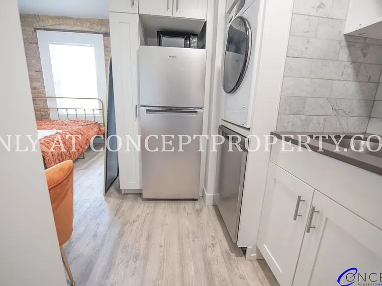 First Avenue Flats — Photo 52