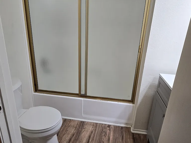 147 S Avenue 56 #11 — Photo 4