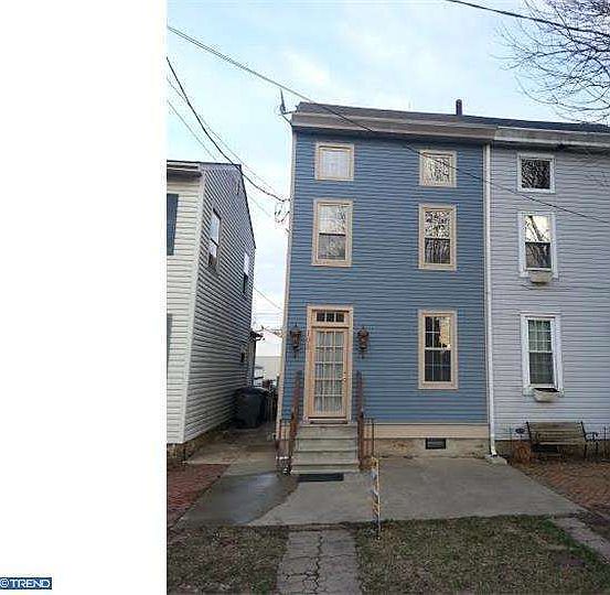 1st image of 105 Washington Ave