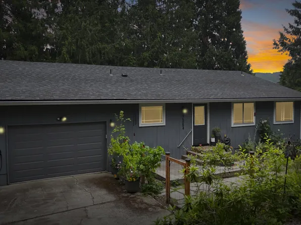 75054 Debast Rd, Rainier, OR 97048
