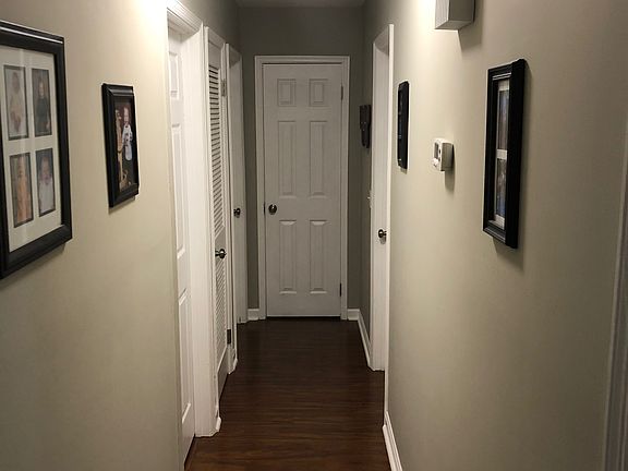4th image of 321 Chapelwood Dr