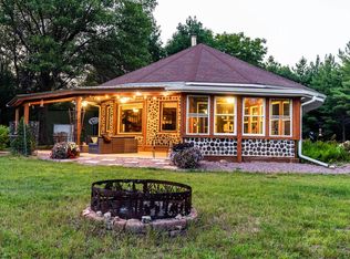 E10081 Shady Lane Rd, Reedsburg, WI 53959