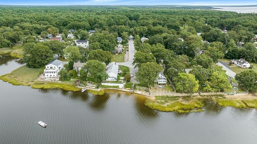 18 Hathaway St, Wareham, MA 02571 Zillow