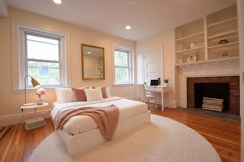 1616 Beacon St #5 Photo 1