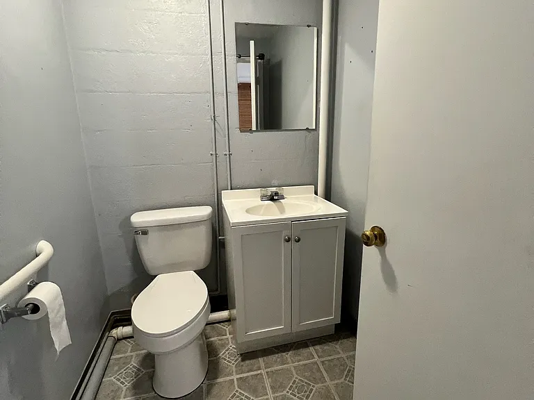 1313 E Washington Ave #1 — Photo 8