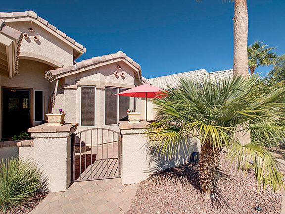 5th image of 11 S Seville Ln