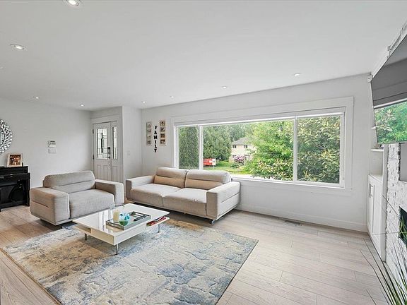 3rd image of 23177 Willett Ave