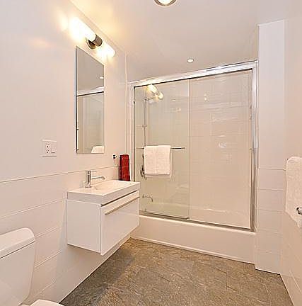 4th image of 350 E 55th St #1-A
