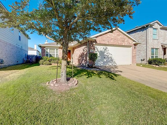 3rd image of 17910 Carroll Place Ln