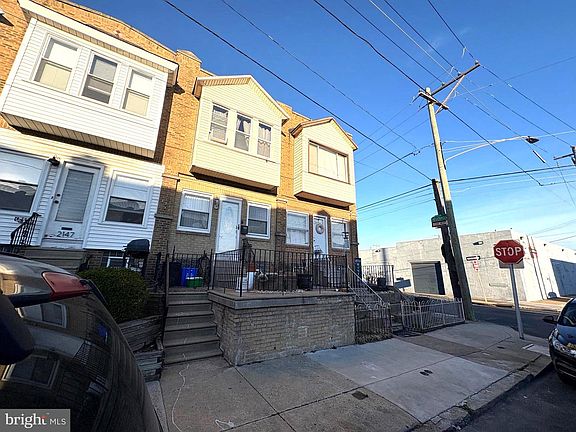 2nd image of 2149 E Sanger St