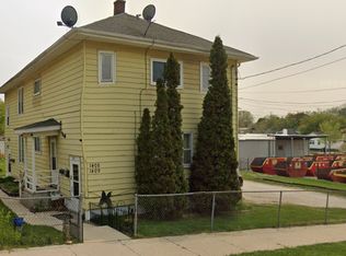 1405 11th St APT 4, Racine, WI 53403