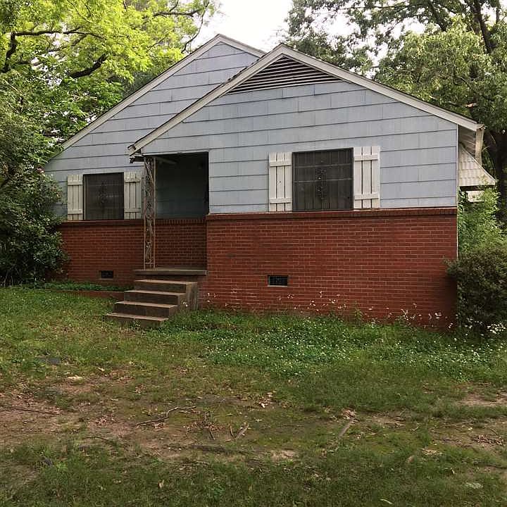 1st image of 366 Woody Dr