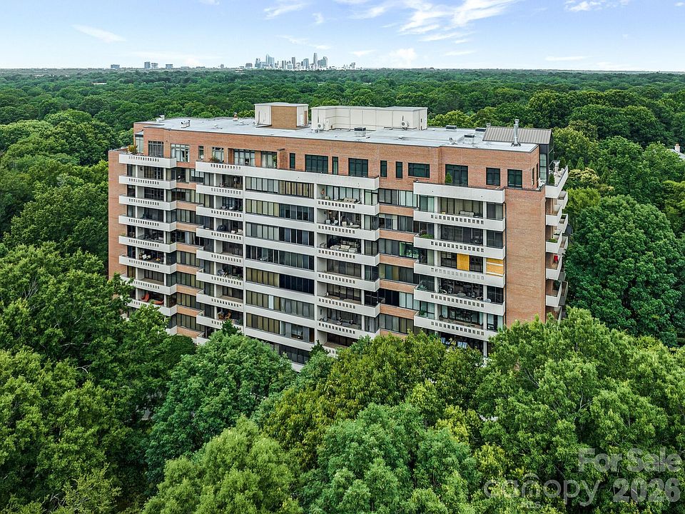 1st image of 2633 Richardson Dr APT 8B