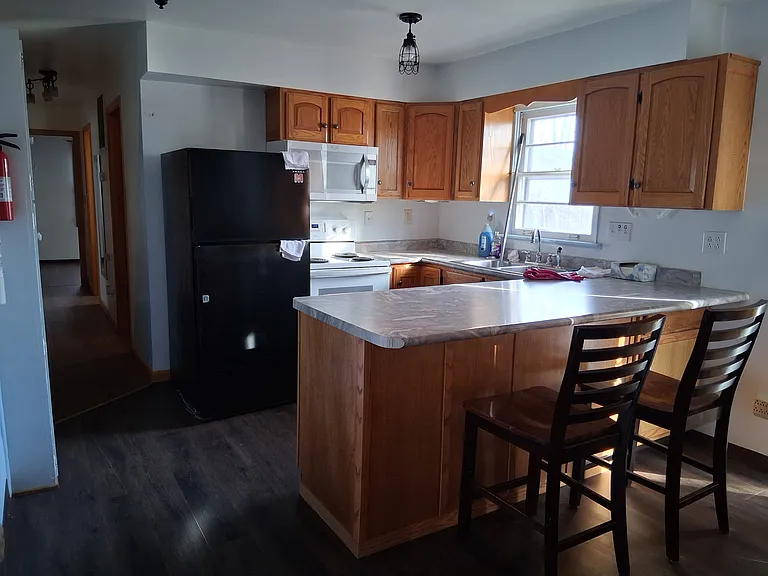 6 Marion Dr — Photo 3