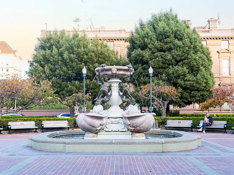 Nob Hill Tower — Photo 33
