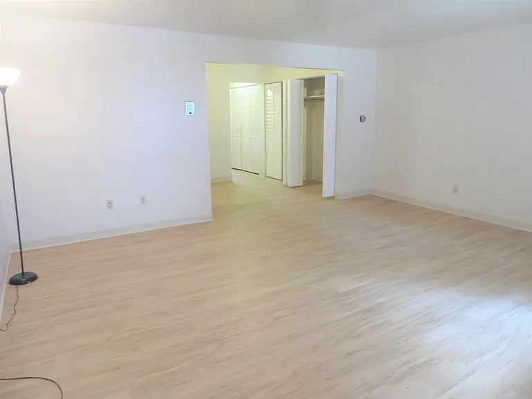 6350 Forward Ave #21 — Photo 27