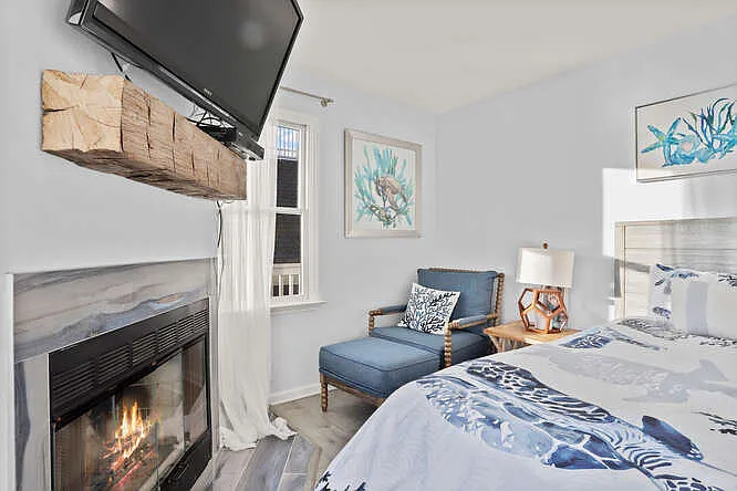 2149 Fairfield Beach Rd — Photo 30