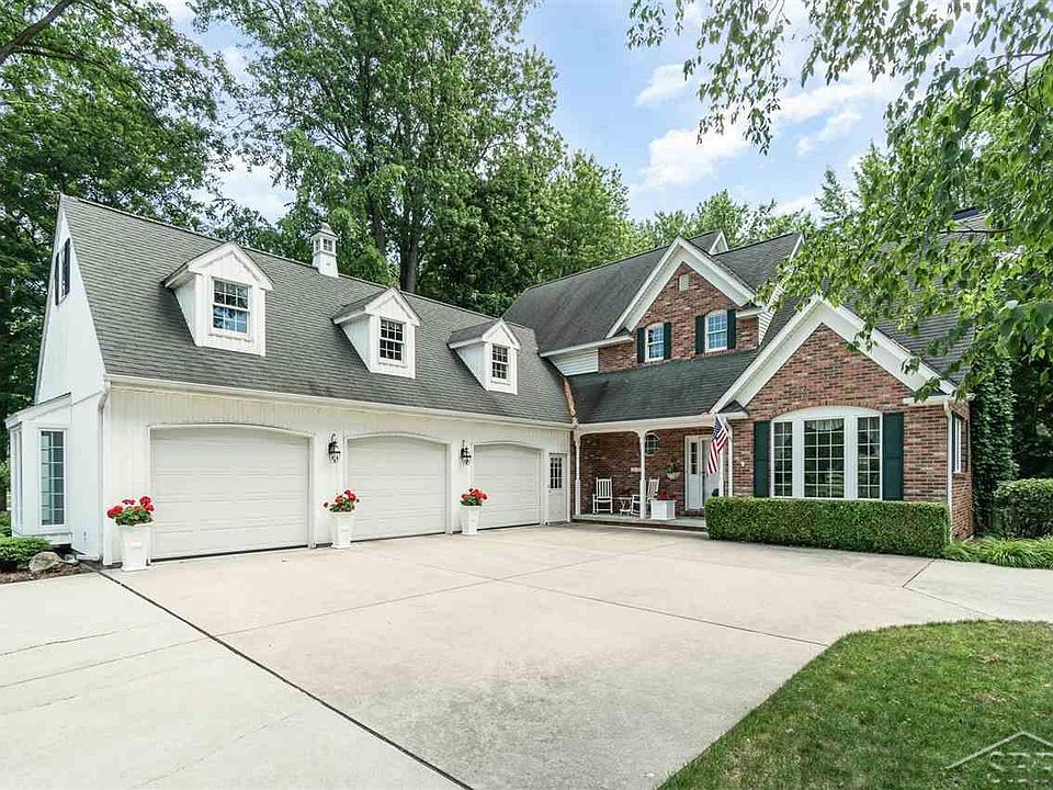 1st image of 8343 Circlewood Dr N
