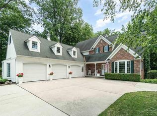8343 Circlewood Dr N, Saginaw, MI 48609