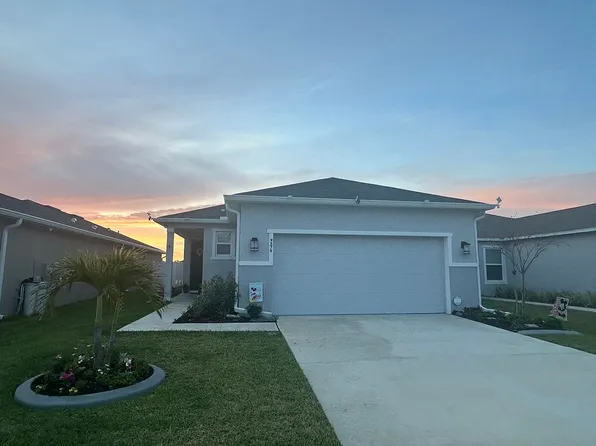 9379 Sandy Bluffs Cir, Parrish, FL 34219