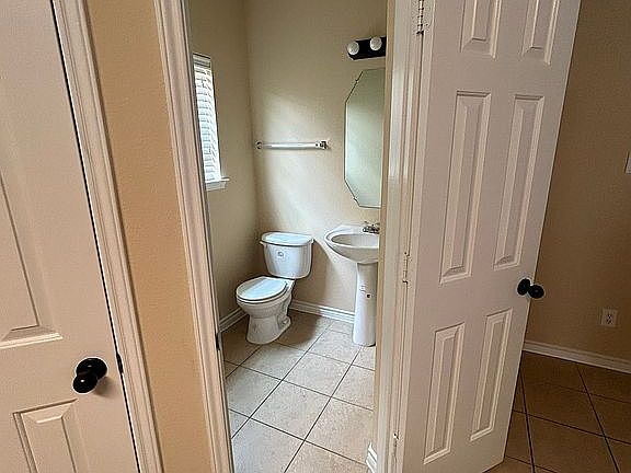 1/2 bath
